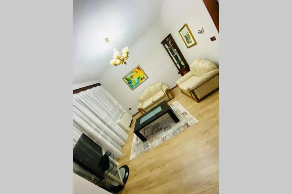 Stela'S Apartment Korce