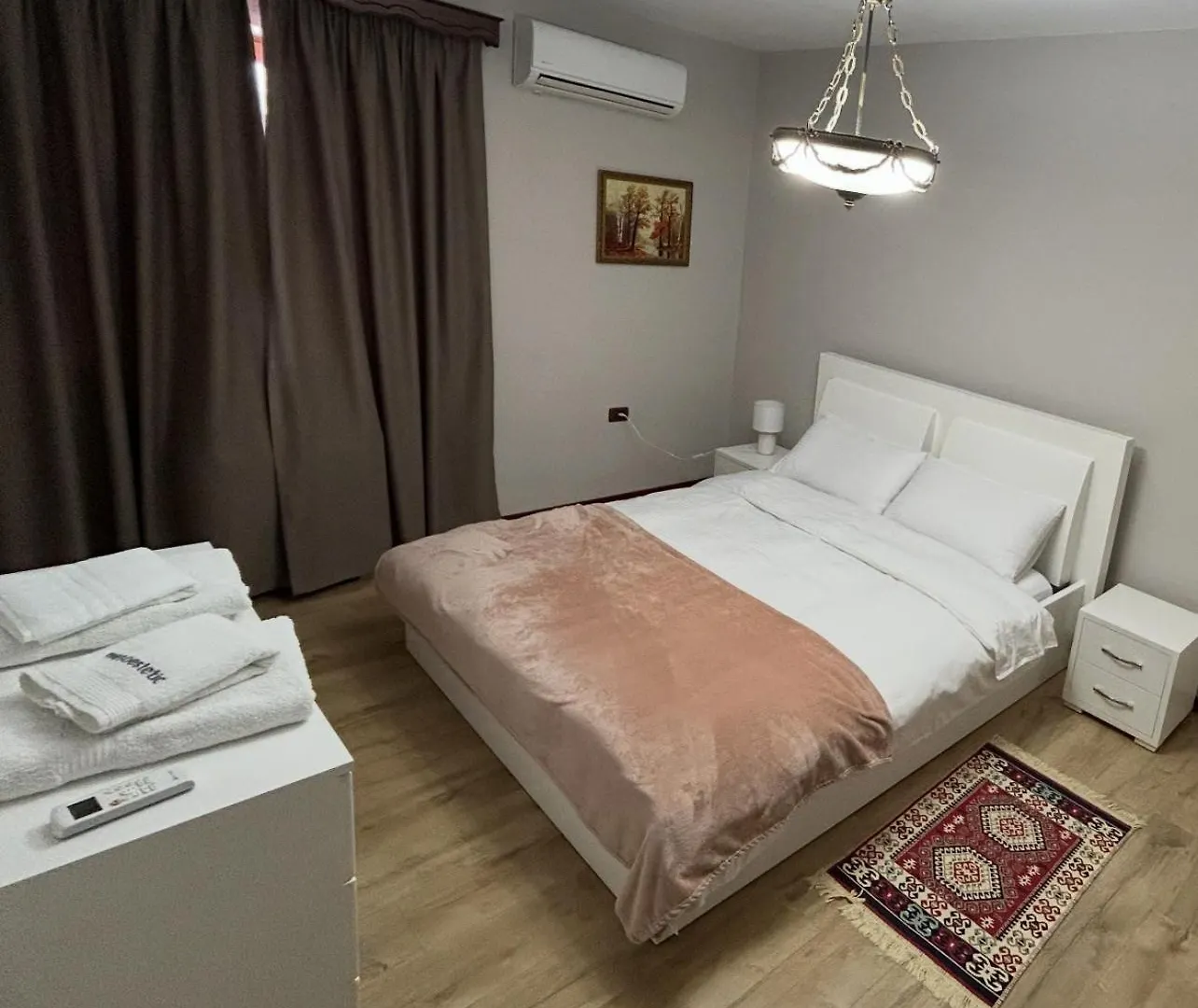 Stela'S Apartment Korce